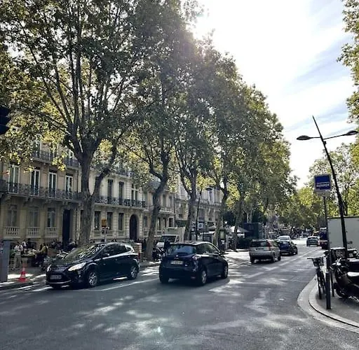 Studio Calme - Hypercentre - Metro - Netflix -wifi Apartament *